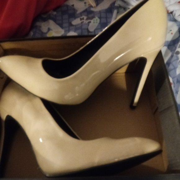 Beige 8 1/2 BrandNew - Picture 1 of 2